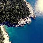 Caveromane Apartman Póla