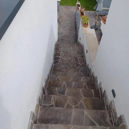 Caveromane Lägenhet *