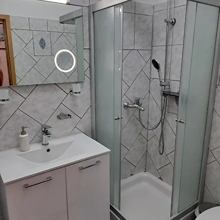 Apartament Caveromane Pula