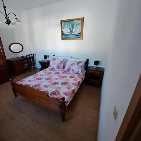 Apartment Caveromane