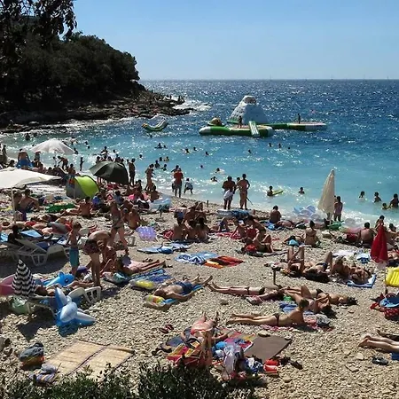 Апартаменти Caveromane *